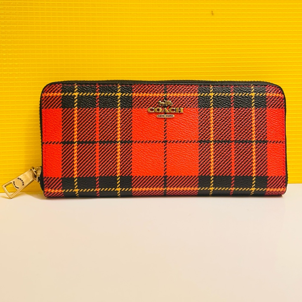 NWOT Coach Plaid Zip Around Wallet